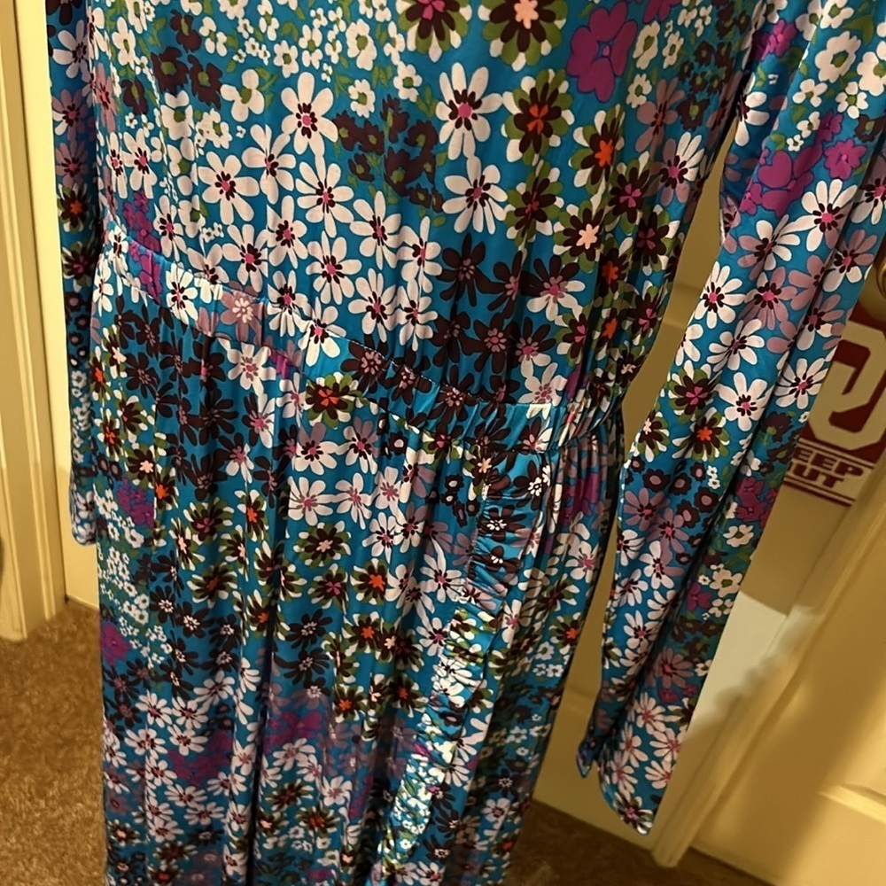 Kate Spade Pacific Petals Midi/Maxi Dress. - Picture 5 of 16